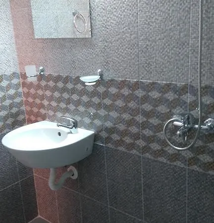 בית אירוח Studio Bonbon נסבר