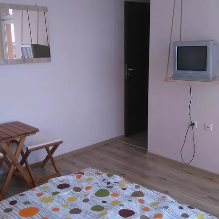בית אירוח Studio Bonbon נסבר